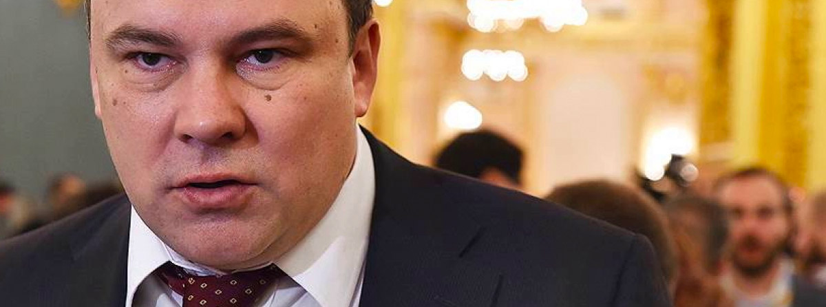 «Врёт как сивый мерин»:  Директор компании «Росюрконсалтинг» Константин Свитнев обвинил во лжи вице-спикера ГД РФ Петра Толстого и опубликовал своё открытое письмо депутату